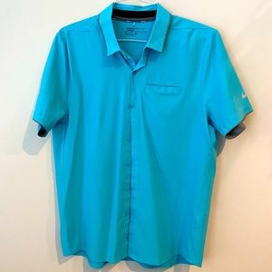 💥 Nike Golf Polo Modern Fit - Size Large 💥